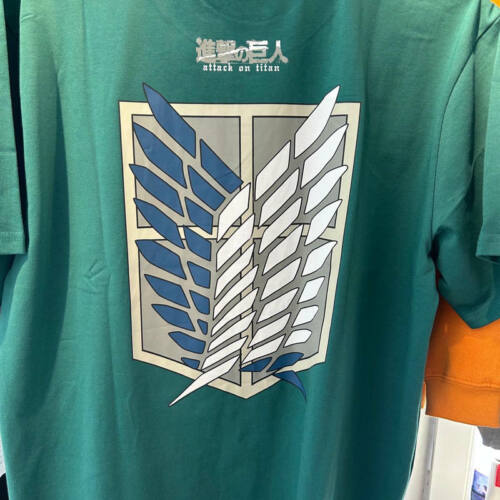 Camiseta attack on titan legiones verde