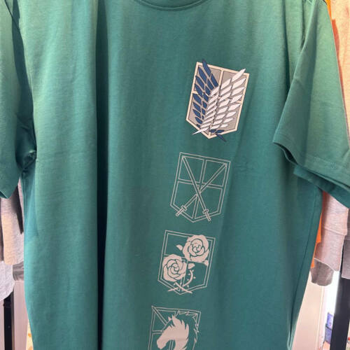 Camiseta attack on titan legiones verde
